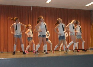 De hip hop groep van KDO DAG